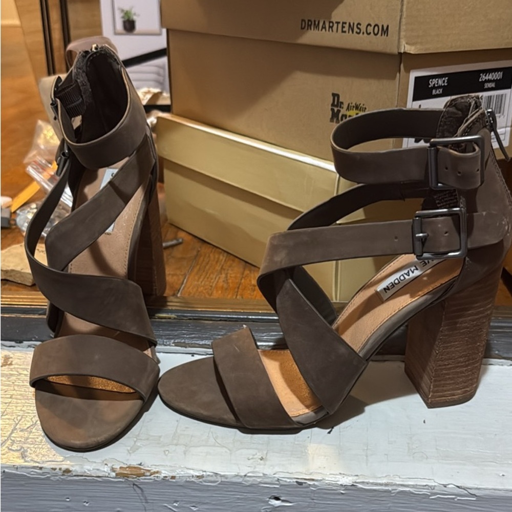 Steve Madden Heel 8.5